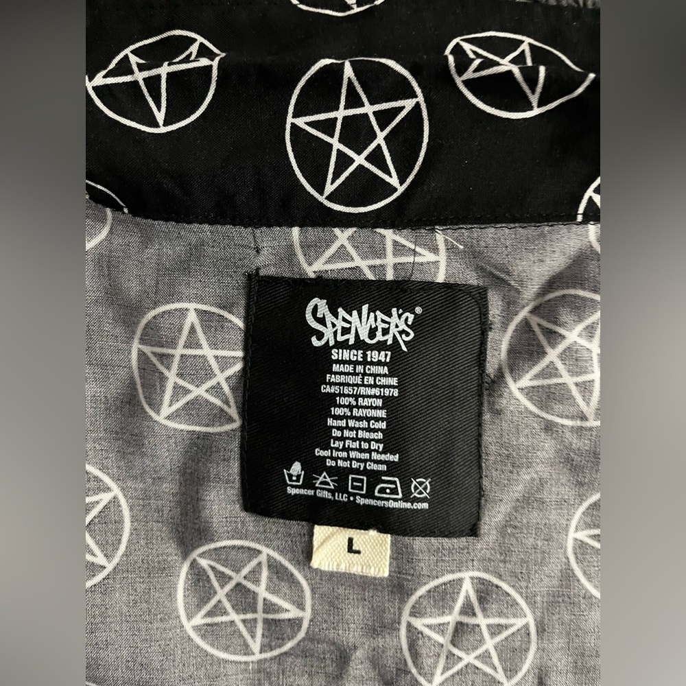 Pentagram shirt Spencer’s (tub#2) - Picture 2 of 7